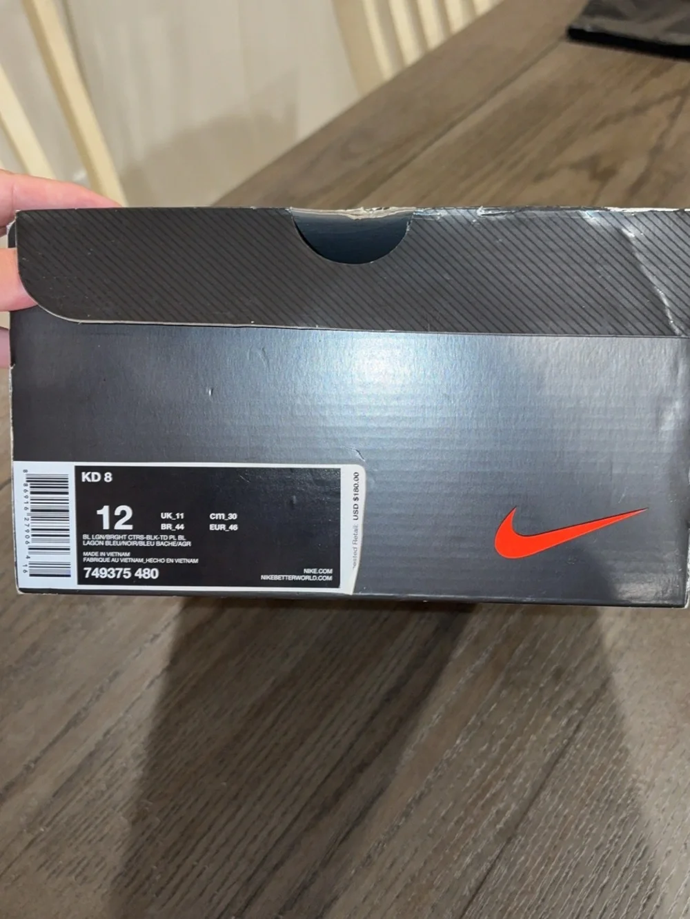 Nike Men Teal and Orange Low-Top Athletic Sneakers